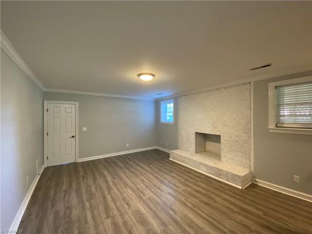 1800 Curraghmore Road, Clemmons, NC 27012