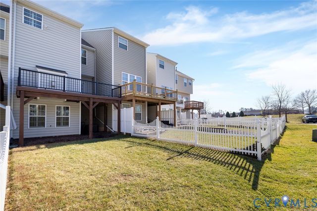 8007 Belton Cir, Mechanicsville, VA 23116