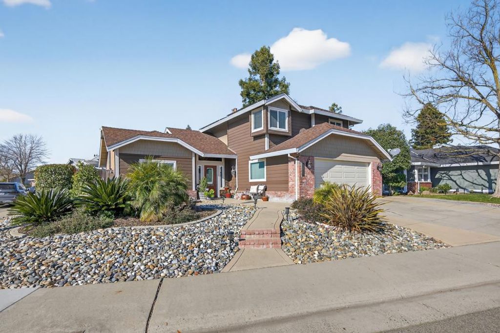 6301 Fuego Way, Elk Grove, CA 95758