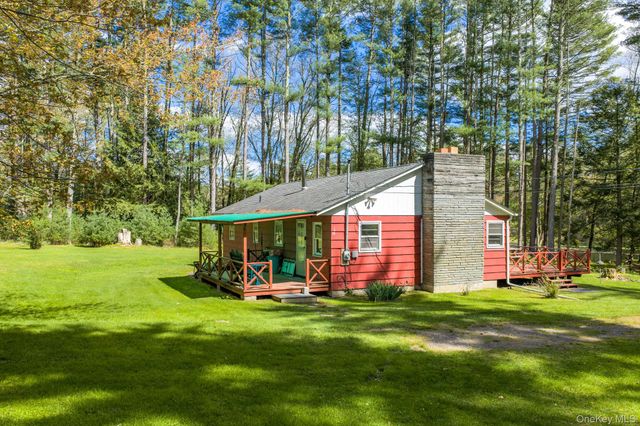 1124 State Route 42, Sparrowbush, NY 12780