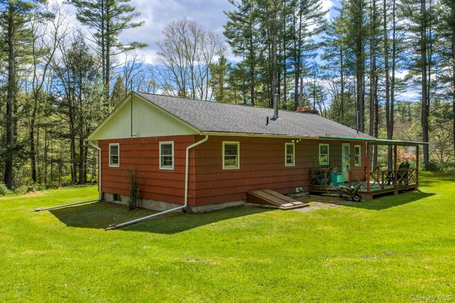1124 State Route 42, Sparrowbush, NY 12780
