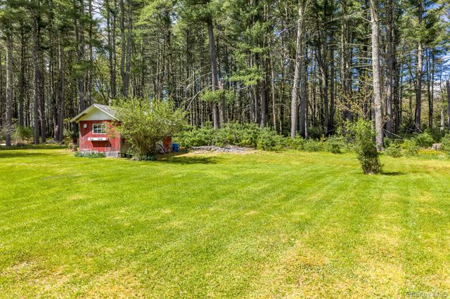 1124 State Route 42, Sparrowbush, NY 12780