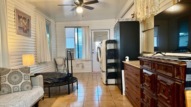 4455 Meadow View Drive, Boynton Beach, FL 33436