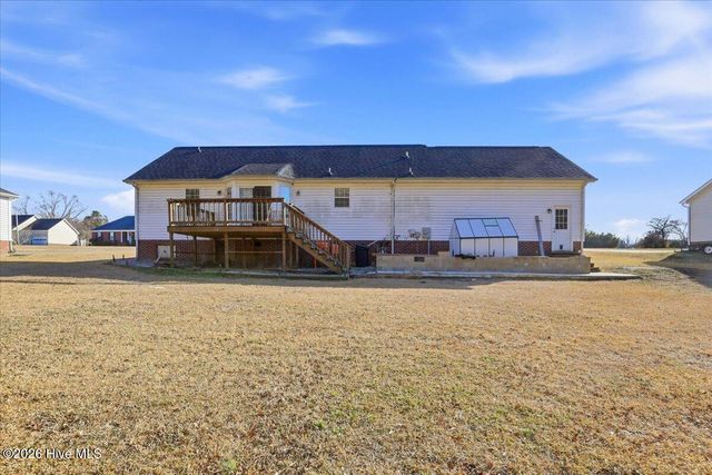 304 Marlin Lane, Pikeville, NC 27863