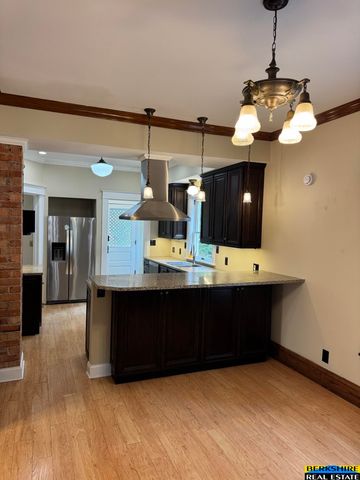 445 S 28 Street, Lincoln, NE 68510