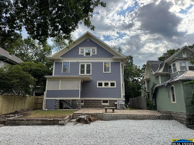 445 S 28 Street, Lincoln, NE 68510