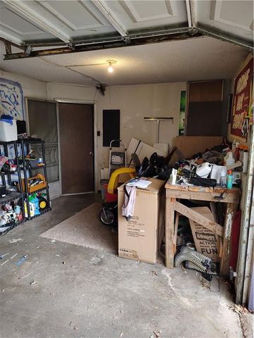 500 Catalina Street, Frontenac, KS 66763