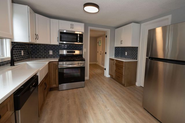 7393 N Sprinkle Road, Kalamazoo, MI 49004