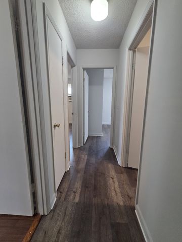 422 Cedarcliff Rd, Antioch, TN 37013
