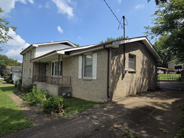 422 Cedarcliff Rd, Antioch, TN 37013