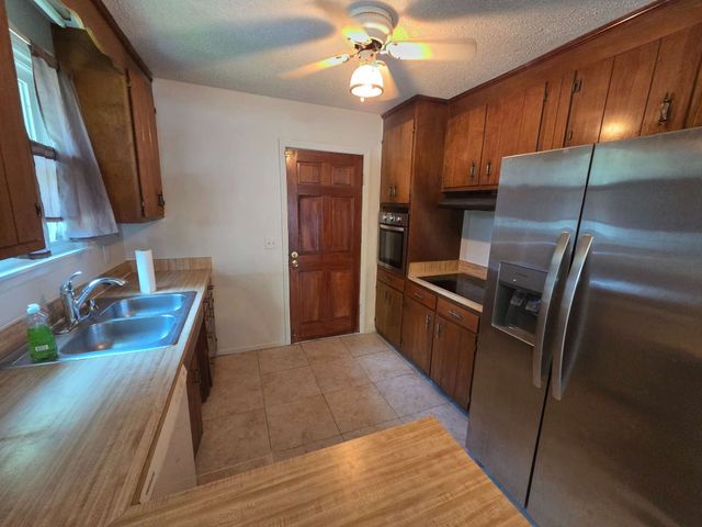 422 Cedarcliff Rd, Antioch, TN 37013