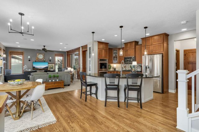 13361 Couchtown Court, Rosemount, MN 55068