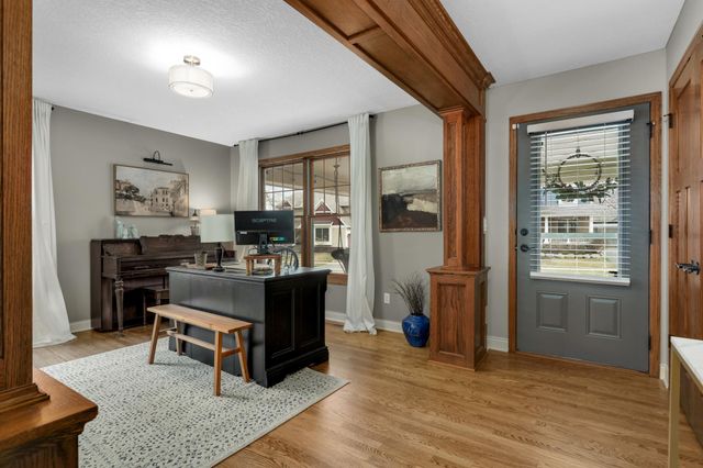 13361 Couchtown Court, Rosemount, MN 55068