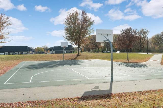 13361 Couchtown Court, Rosemount, MN 55068