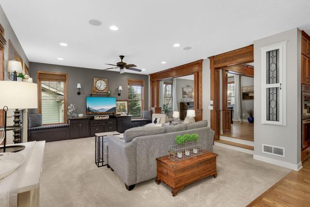 13361 Couchtown Court, Rosemount, MN 55068