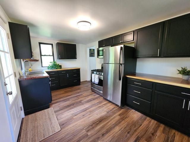N1543 Orchid Drive, Bloomfield, WI 53128