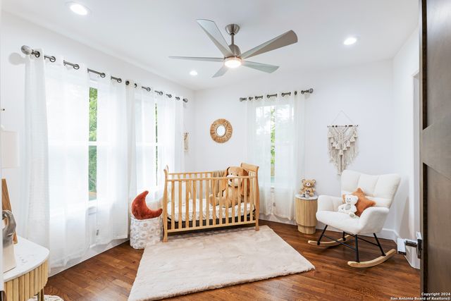 114 CLOVERLEAF AVE, San Antonio, TX 78209