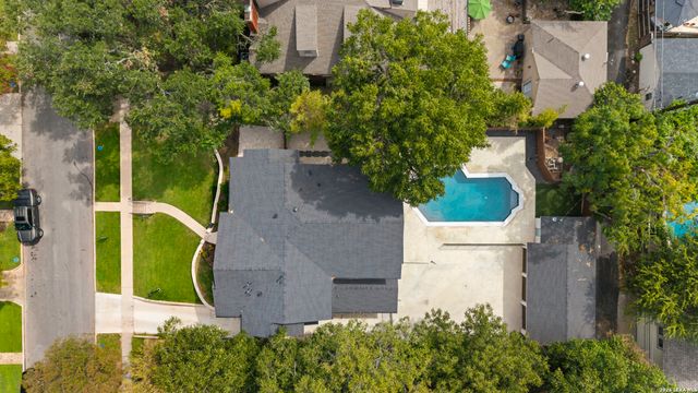 114 CLOVERLEAF AVE, San Antonio, TX 78209