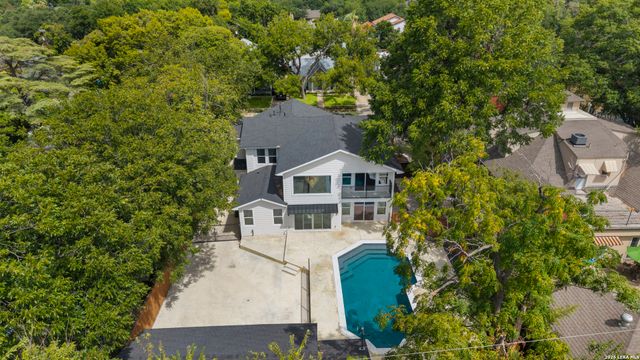114 CLOVERLEAF AVE, San Antonio, TX 78209