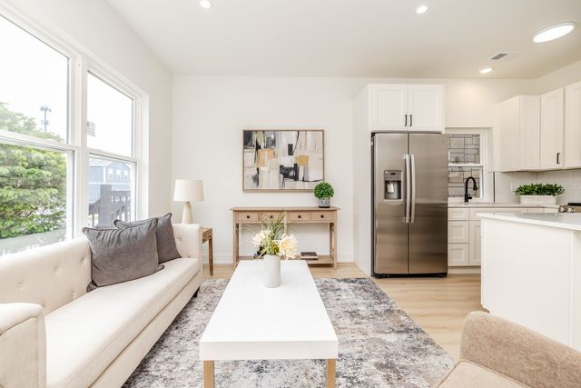 1830 S Peoria Street 1, Chicago, IL 60608