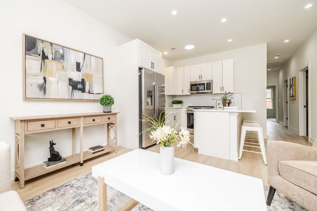 1830 S Peoria Street 1, Chicago, IL 60608