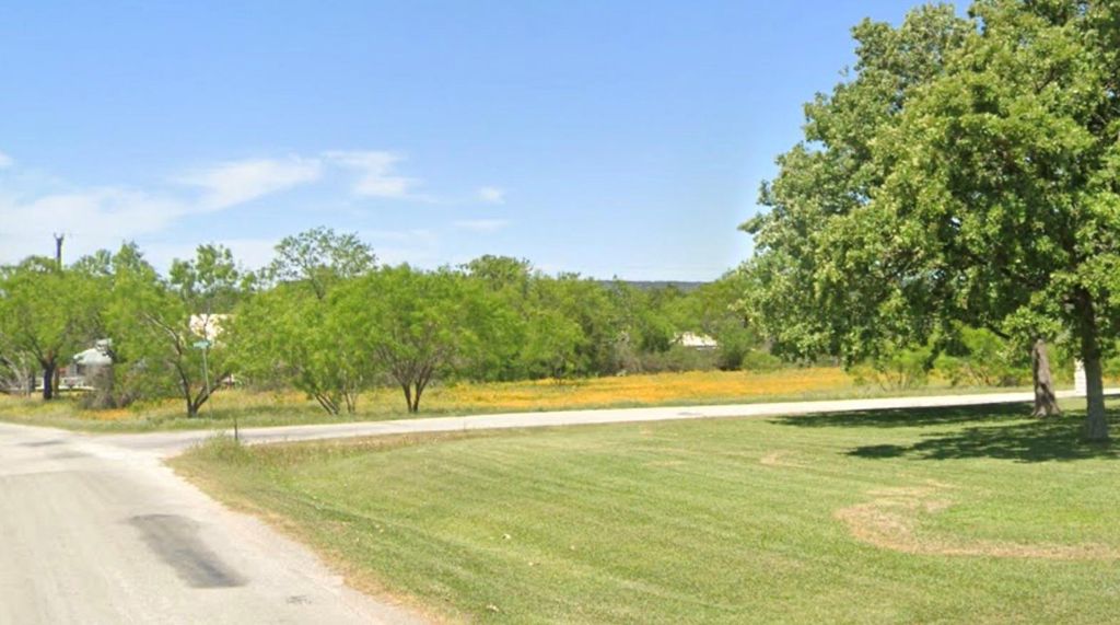 00 Elkhorn DR, Kingsland, TX 78639