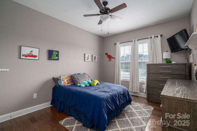 1261 10th Street Place NW 34, Hickory, NC 28601