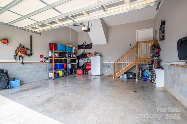 1261 10th Street Place NW 34, Hickory, NC 28601