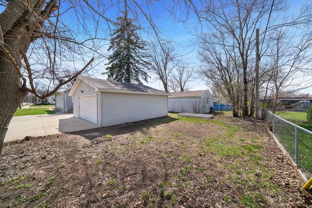 634 River Lane, Loves Park, IL 61111