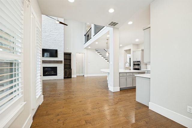 17617 Crabapple Court, Dallas, TX 75252