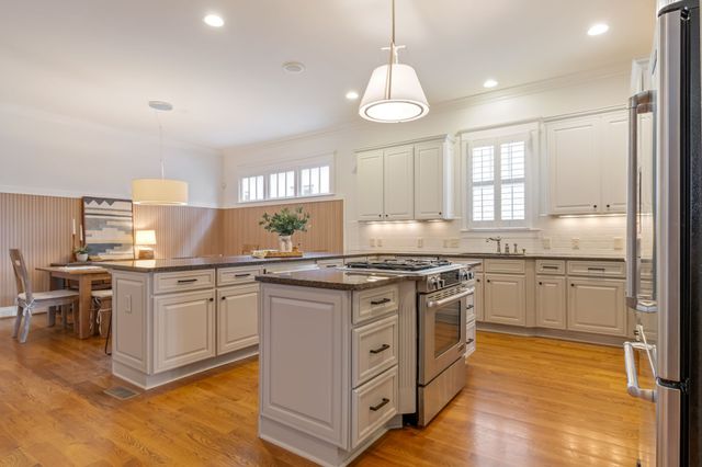 2976 Americus Dr, Thompsons Station, TN 37179