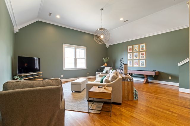 2976 Americus Dr, Thompsons Station, TN 37179