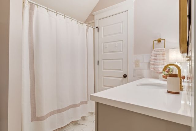 2976 Americus Dr, Thompsons Station, TN 37179