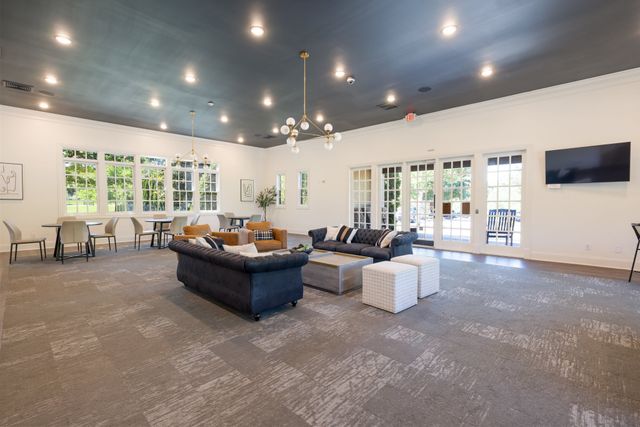 2976 Americus Dr, Thompsons Station, TN 37179