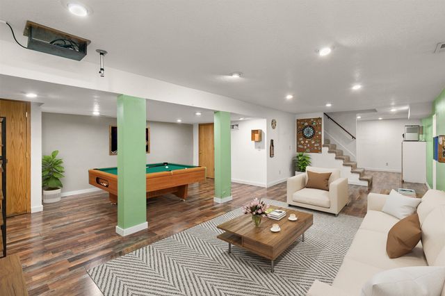 3800 SE 25th Court, Des Moines, IA 50320