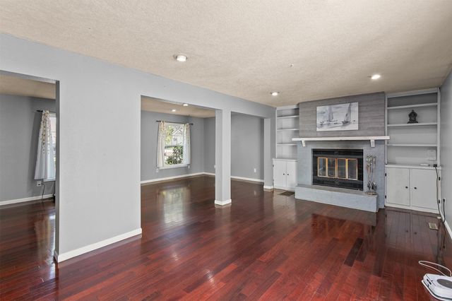 3800 SE 25th Court, Des Moines, IA 50320