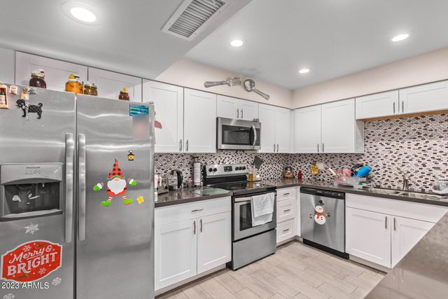 3502 W IRONWOOD Drive, Phoenix, AZ 85051