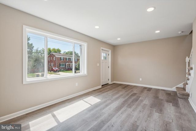 2412 KENTON PL, Temple Hills, MD 20748