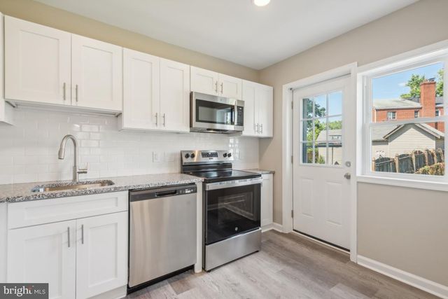 2412 KENTON PL, Temple Hills, MD 20748