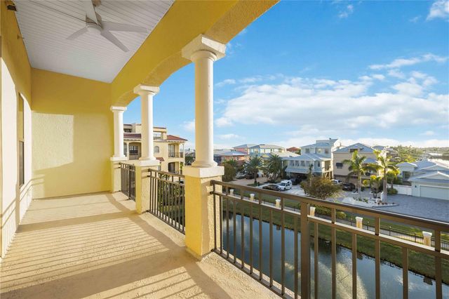 6424 MARGARITA SHORES LANE B31, Apollo Beach, FL 33572