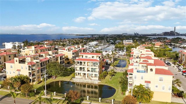 6424 MARGARITA SHORES LANE B31, Apollo Beach, FL 33572