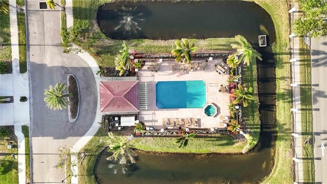 6424 MARGARITA SHORES LANE B31, Apollo Beach, FL 33572