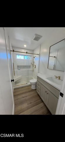 8 Madrid Avenue, Newbury Park, CA 91320