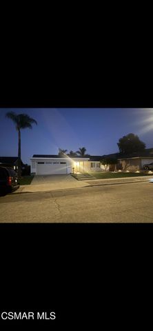 8 Madrid Avenue, Newbury Park, CA 91320