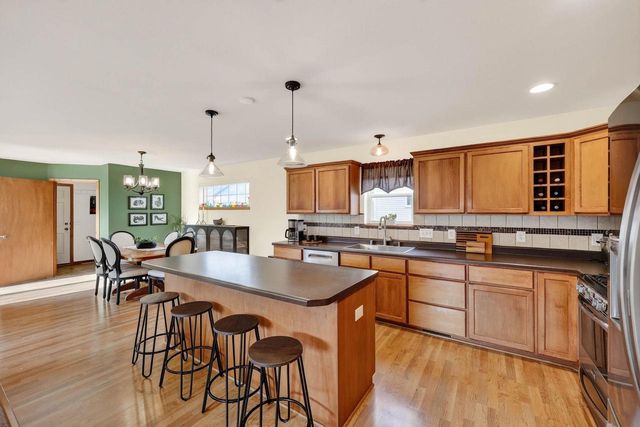 7009 Dewdrop Drive, Madison, WI 53719