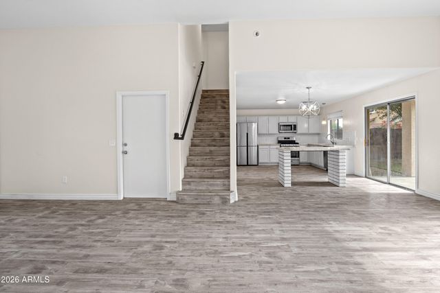 4051 E MELINDA Lane, Phoenix, AZ 85050