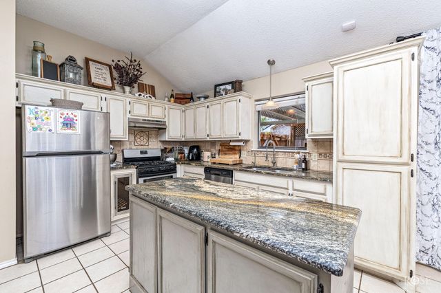 5818 Whitecastle Lane, San Angelo, TX 76901