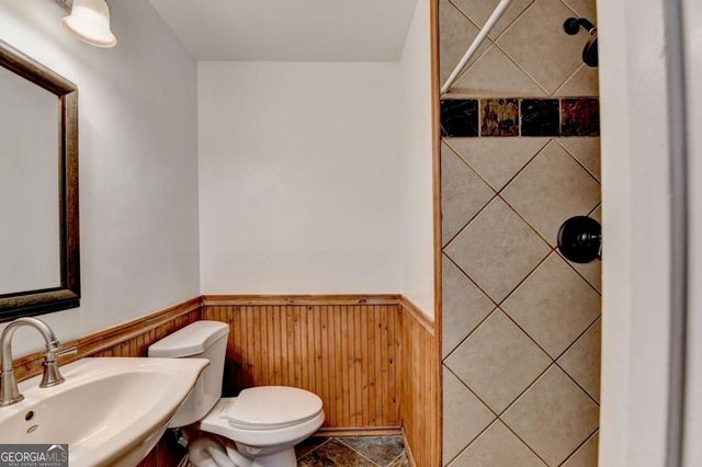 470 Rocky Creek Drive, Roswell, GA 30075