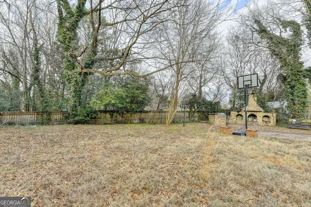 470 Rocky Creek Drive, Roswell, GA 30075