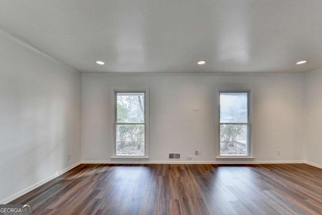 470 Rocky Creek Drive, Roswell, GA 30075